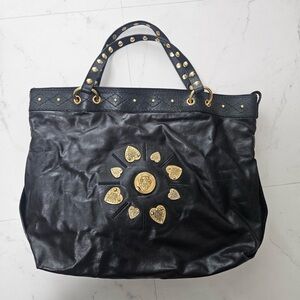 Pre-owned: Gucci- Black Leather Tote with Gold Heart Stud Accent